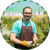 Meet the People Behind  the Fields - 极速电竞